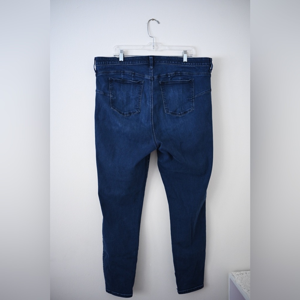 Torrid Bombshell Skinny High-Rise Size 22 Tall Jeans - Picture 4 of 13